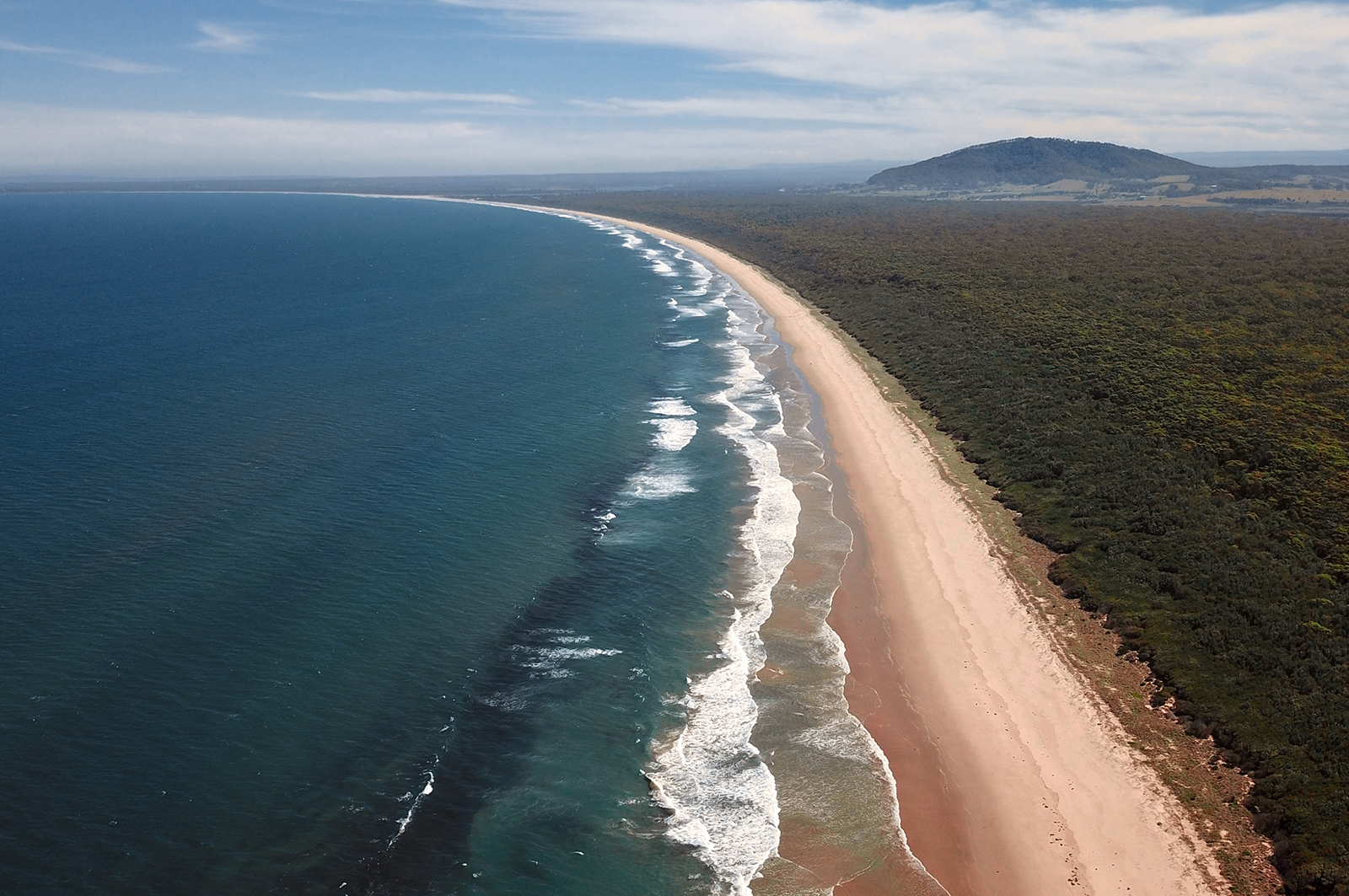 Surf lessons on Seven Mile Beach
