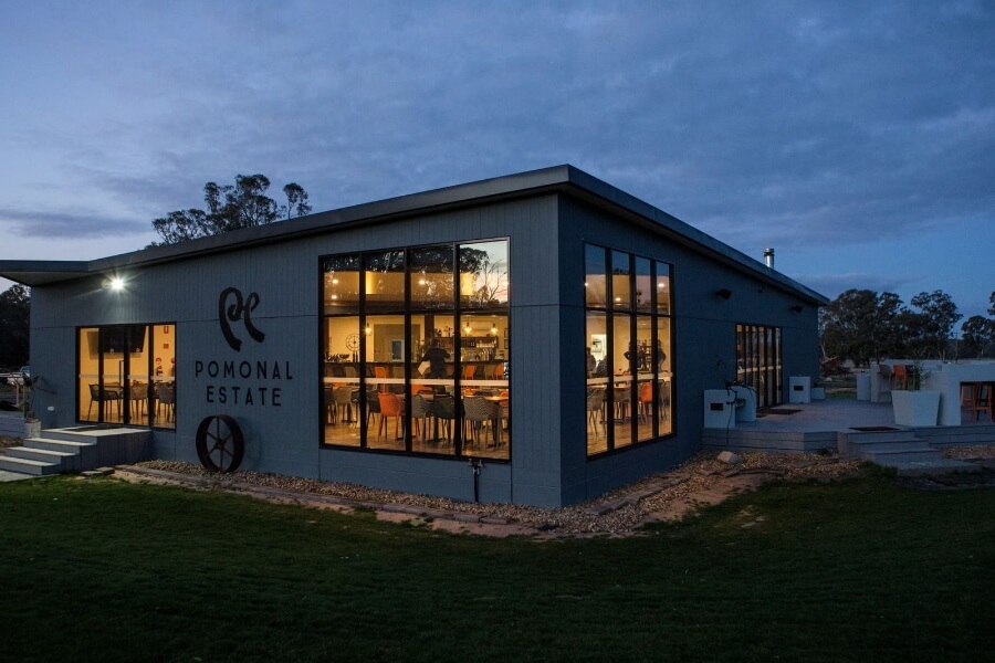 Lunch and wine tasting at the Pomonal Estate